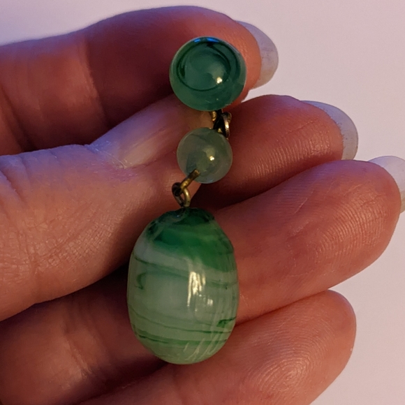 Gorgeous Green Swirl Art Glass Dangle Drop Earrings Three Tiers Screw Backs 💚 - Picture 4 of 5